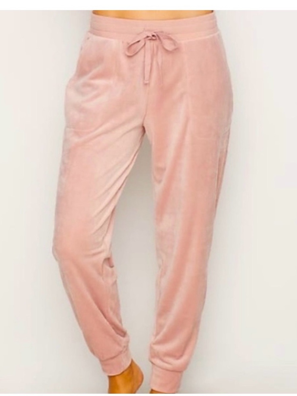 HOUSE OF HARLOW 1960 Soft Velour Velvet Jogger Pants. Pink. Size Medium